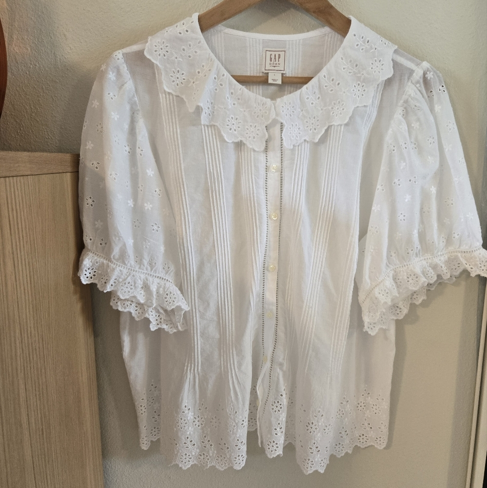 GAP Doên White Eyelet Lace Women's Top